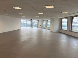 Centennial Tower (D1), Office #554730151